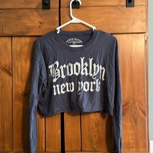 Aeropostale boyfriend tee. Crop. Size XS